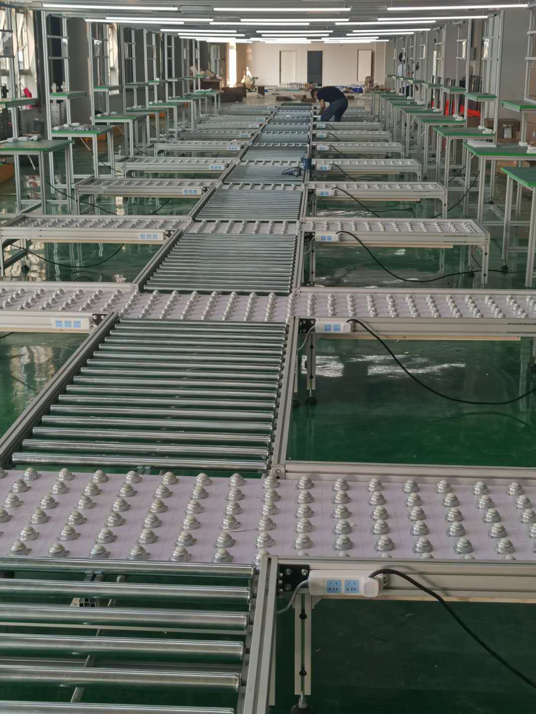 小型電子流水線跑偏是什么原因?如何處理? 小型電子流水線跑偏是什么原因?如何處理?